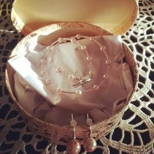 Necklace and earrings